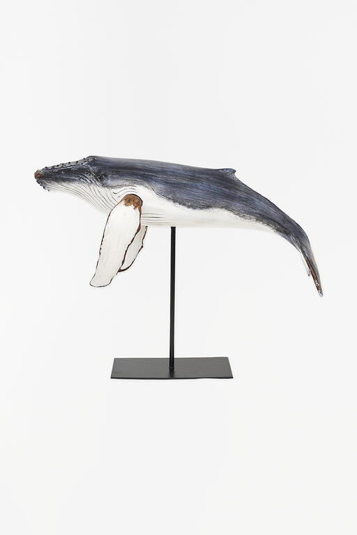 ballena-jorobada-decorativa-azul-blanca-46cm-marmare.jpg