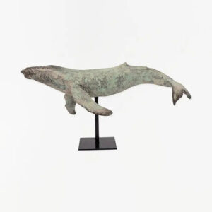 ballena-jorobada-decorativa-resina-base-metalica-28cm-marmare.jpg