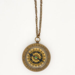 batela-brujula-decorativa-clasica-con-cadena-marmare.jpg