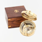 brujula-nautica-laton-espejo-caja-madera-batela-marmare.jpg