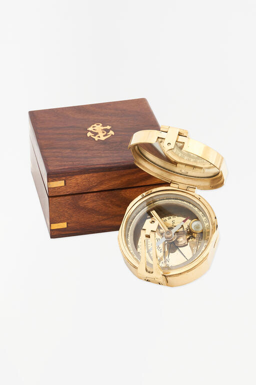 brujula-nautica-laton-espejo-caja-madera-batela-marmare.jpg