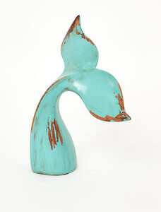 cola-ballena-decorativa-verde-resina-23cm-marmare.jpg