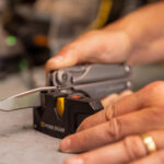 leatherman-833023-negro-blade-sharpener-hojas-serradas-marmare.jpg