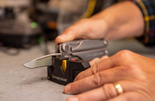 leatherman-833023-negro-blade-sharpener-hojas-serradas-marmare.jpg
