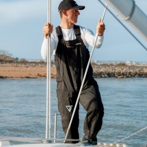 musto-br1-channel-trousers-82398-990-black-marmare.jpeg