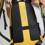 slam-backpack-a463006-ocher-compartimento-portatil-marmare-13.webp_.jpeg