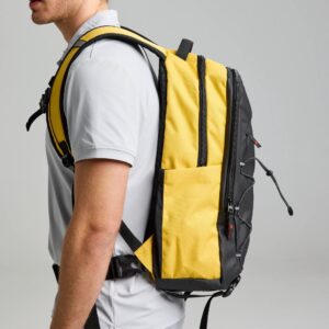 slam-backpack-a463006-ocher-detalle-espalda-acolchada-marmare-12.webp_.jpeg