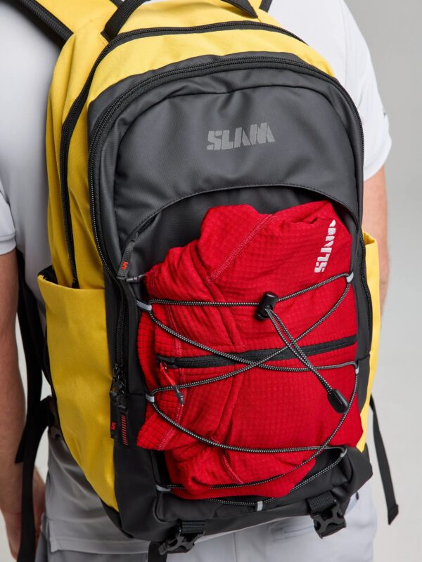 slam-backpack-a463006-ocher-mochila-lifestyle-nautico-marmare-14.webp.jpeg